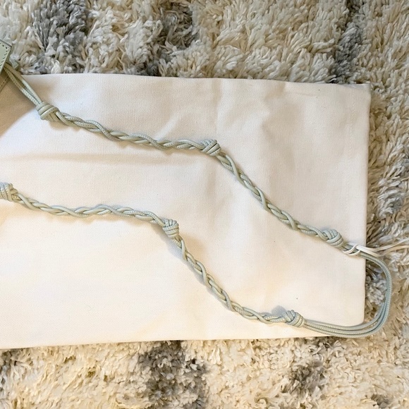 Jil Sander Tangle small leather crossbody bag - Picture 10 of 10